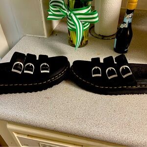 Doc martin sandals size 9